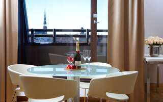 Отель Radisson Blu Elizabete Hotel, Riga Рига Люкс с панорамным видом-2